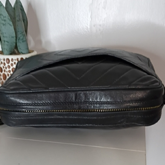 Chanel Lambskin Diamond Stitch Fringe Camera Bag #2808 Needs Repair READ - Picture 13 of 16